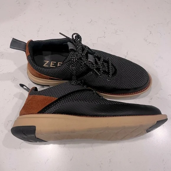 Cole Haan Men's Grand Atlantic Sneaker
Color: Black/Magenet/British Tan Size 8 - Picture 3 of 7